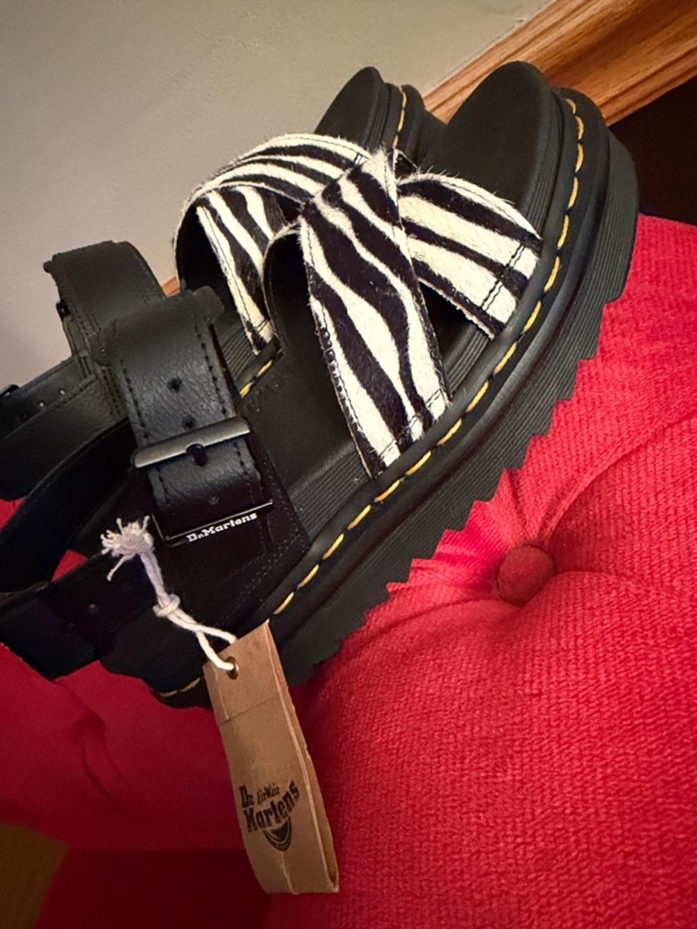 Dr. Martens Women Size 7  Voss II Hair-On Zebra Print Quad Sandals Black NEW